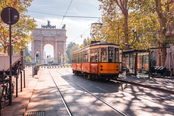 Milano, Hotel Palladio, Tram 23 per raggiungere la struttura