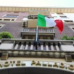 Hotel Palladio Milano esposizione bandiera